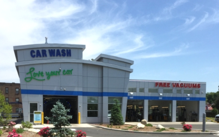 Car Wash using Extrutech Concrete FORM Panel System